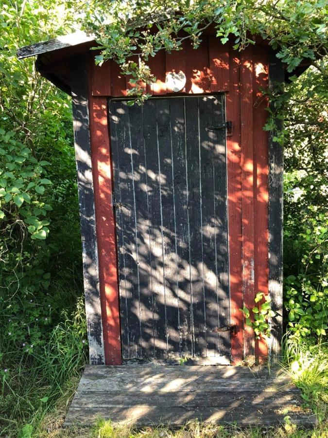 Semesterhus I Stockholms Skaergard, Runmaroe Vaermdoe Namdo Eksteriør billede